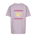 Pastelllila oversized T-Shirt Limitless Emotion von Chaoss, Rückansicht mit pink-gelben Print