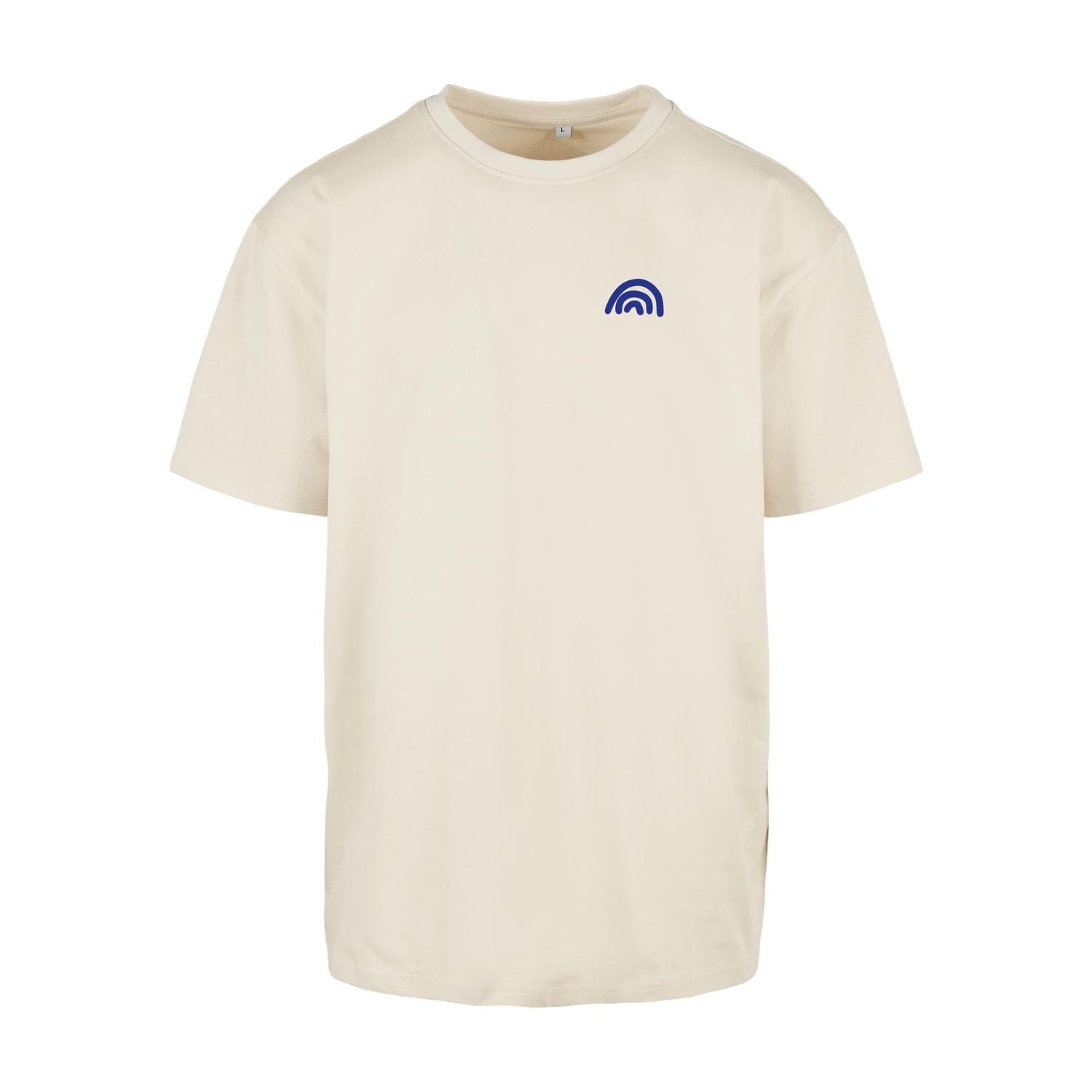 Sandfarbenes oversized T-Shirt „Nothing to Hide", Frontansicht kleinem Brustprint