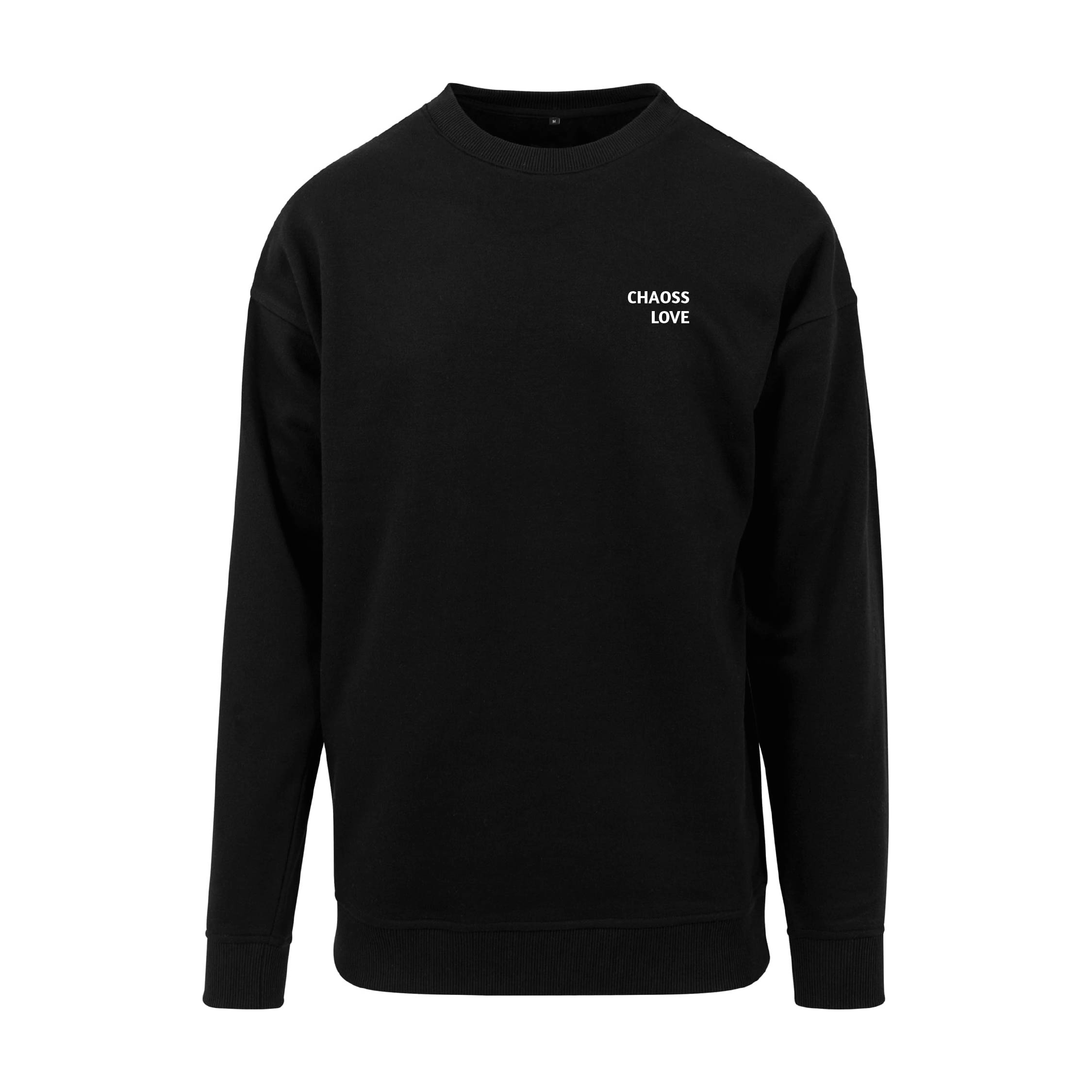 Pullover von Chaoss in schwarz von Vorne mit kleinem Schriftzug auf der Brust